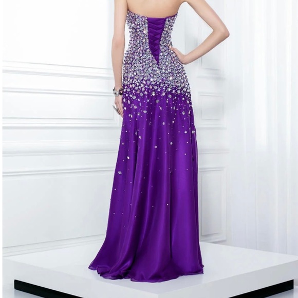 Size 16 Gold Pageant/Prom/Formal Dress with Rhinestones - Picture 2 of 7